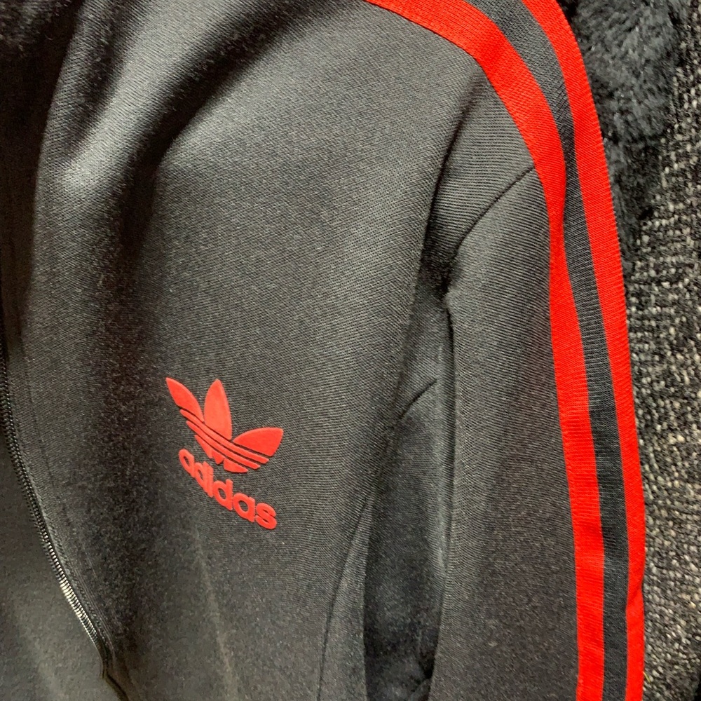 Adidas - Picture 7 of 7